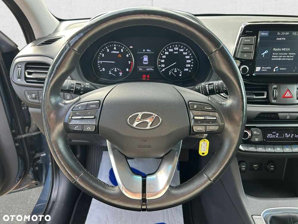 Hyundai i30 - 16