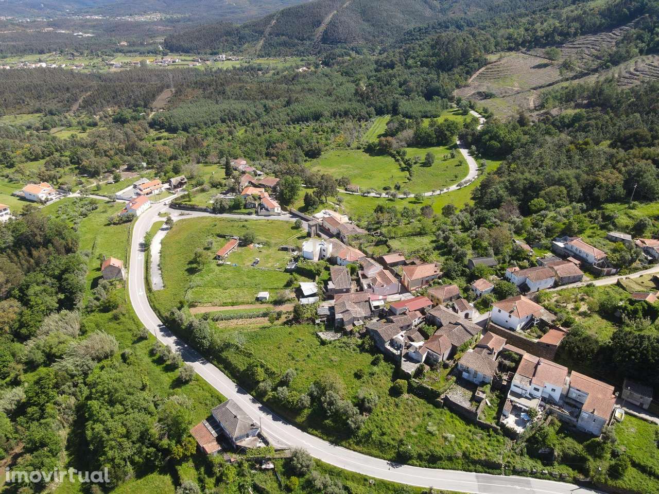 Terreno Urbano em Lousã - 3374m² por 115.000€ - Grande imagem: 3/11