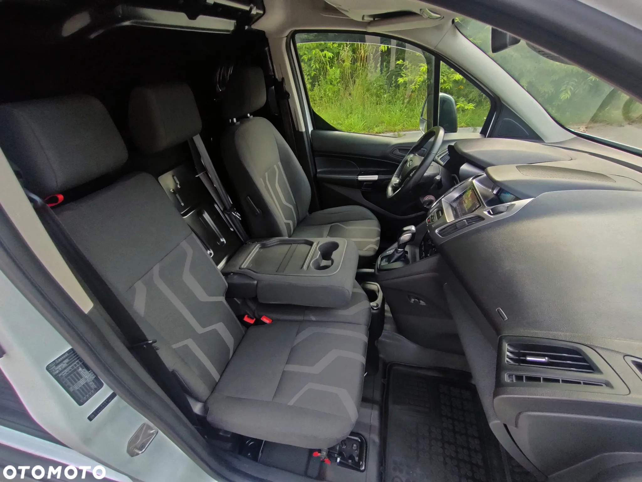 Ford Connect - 22