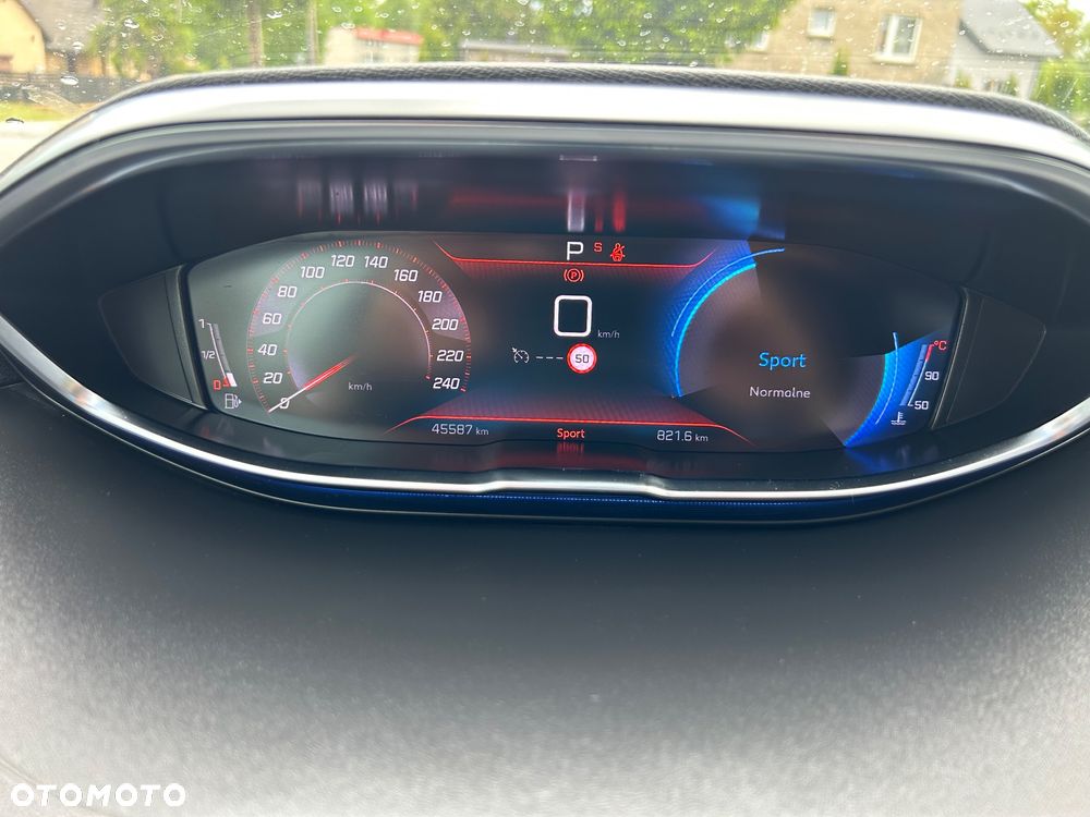 Peugeot 3008 1.2 PureTech Allure Pack S&S EAT8 - 26