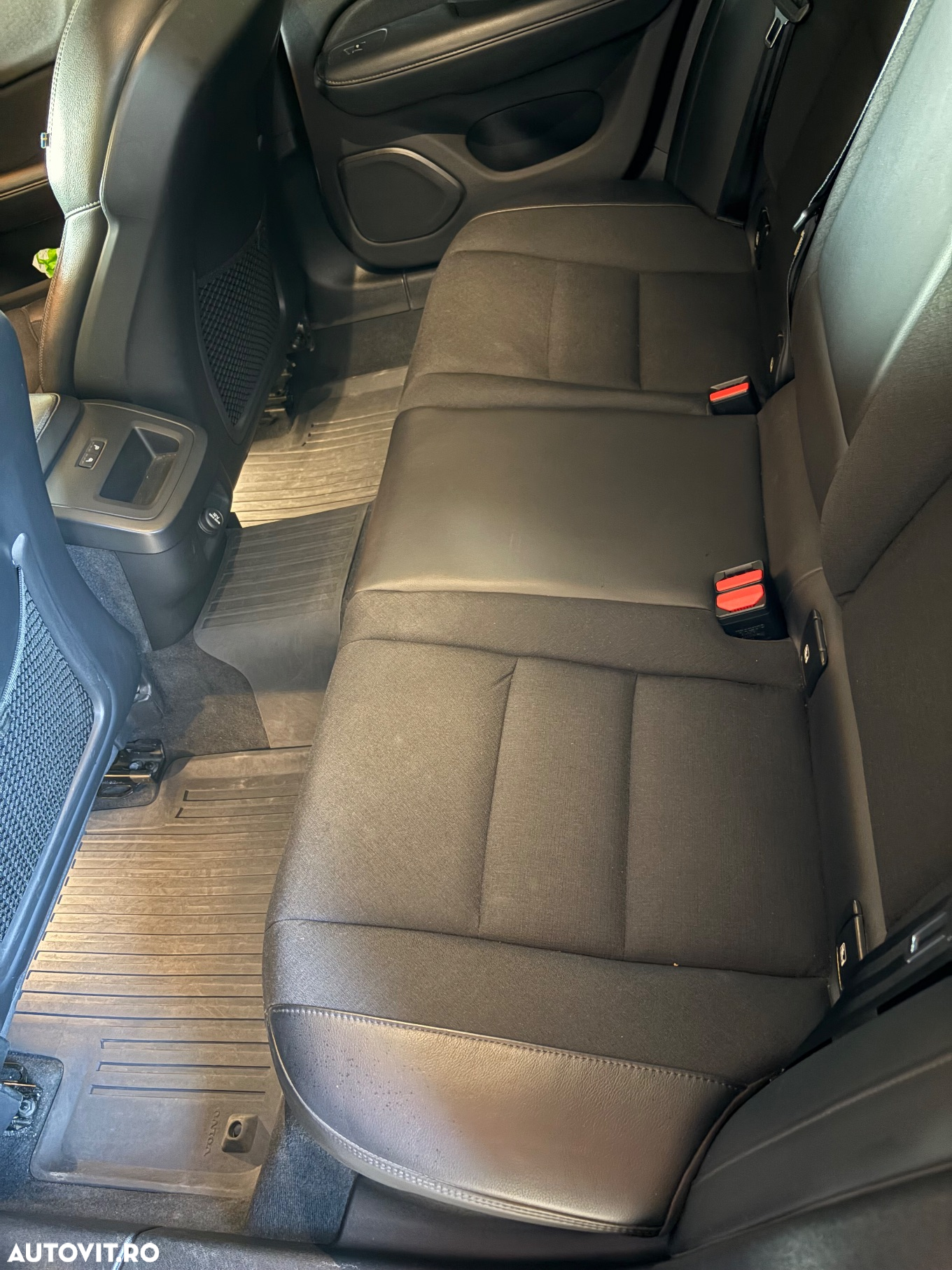 Volvo V60 Cross Country D4 AWD Geartronic - 11