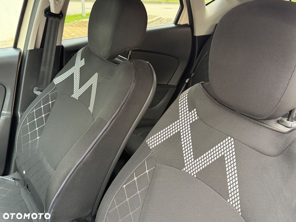 Renault Captur ENERGY dCi 90 EDC Experience - 16