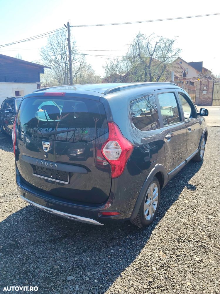 Dacia Lodgy 1.5 dCi 109 CP Stepway - 4