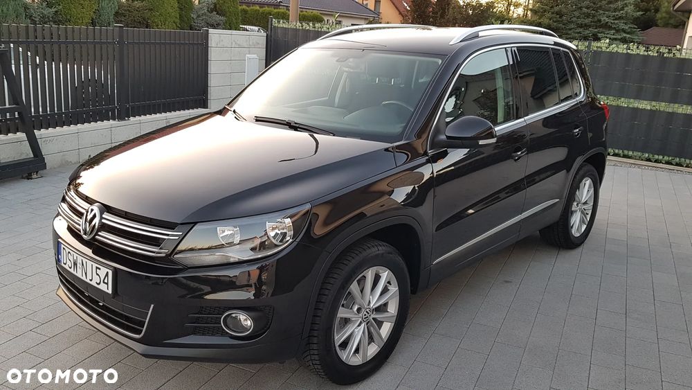 Volkswagen Tiguan - 1