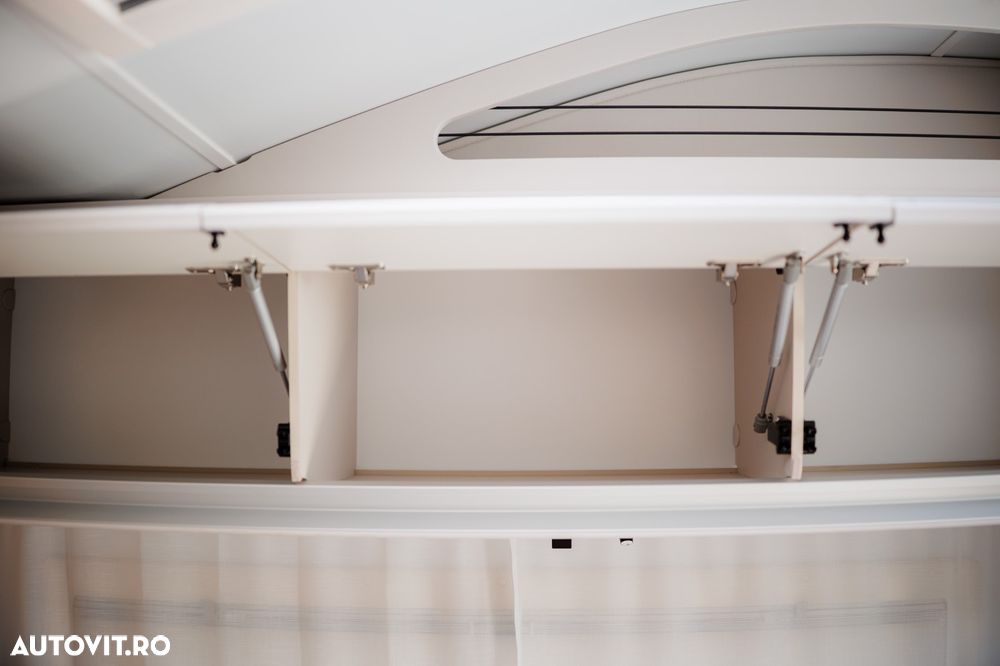 Adria CORAL XL 600DP - 12