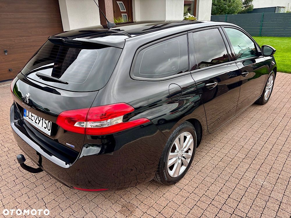 Peugeot 308 1.6 e-HDi Allure S&S - 18