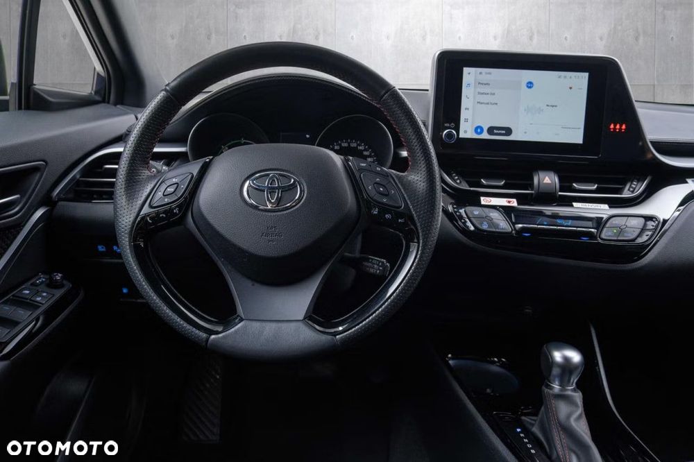 Toyota C-HR Lounge - 11