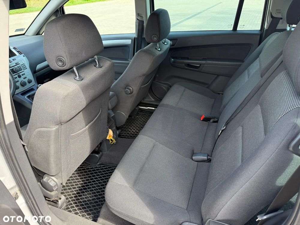 Opel Zafira 1.9 CDTI Navi - 20