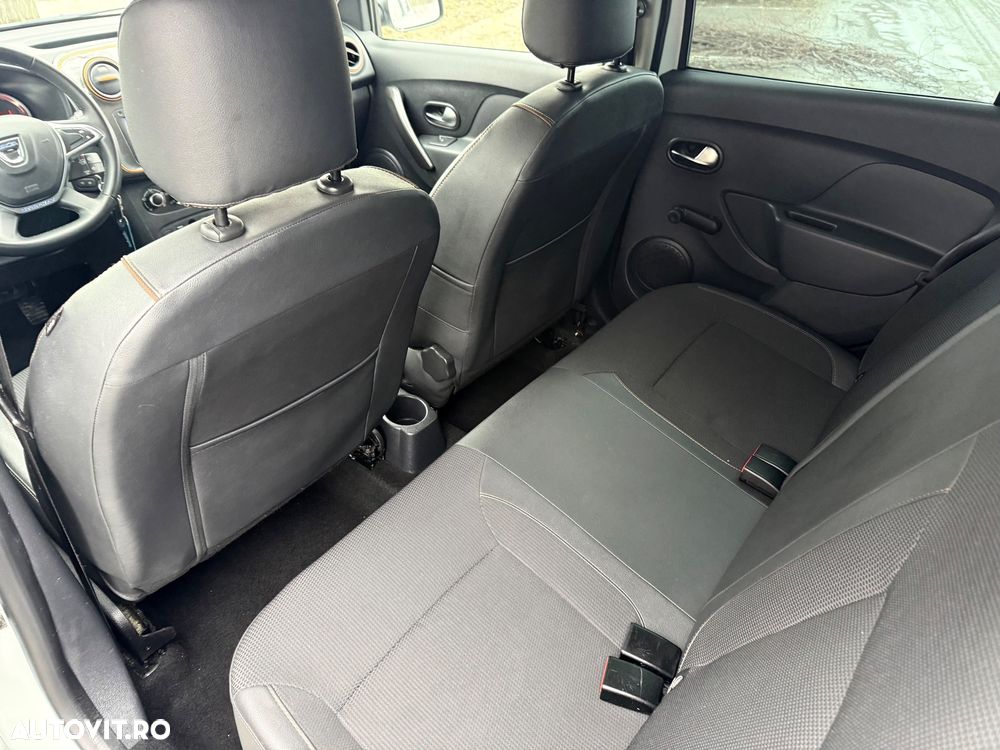 Dacia Sandero Stepway TCe 90 Prestige - 21