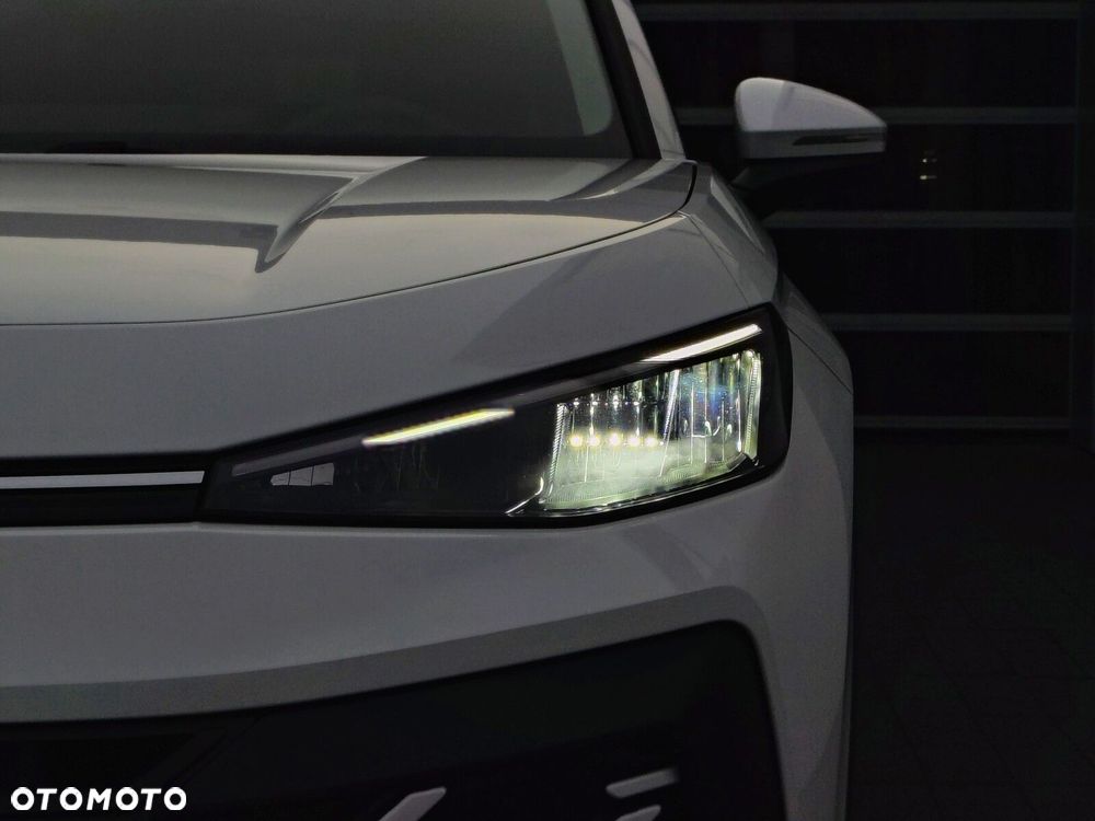 Volkswagen T-Roc - 4