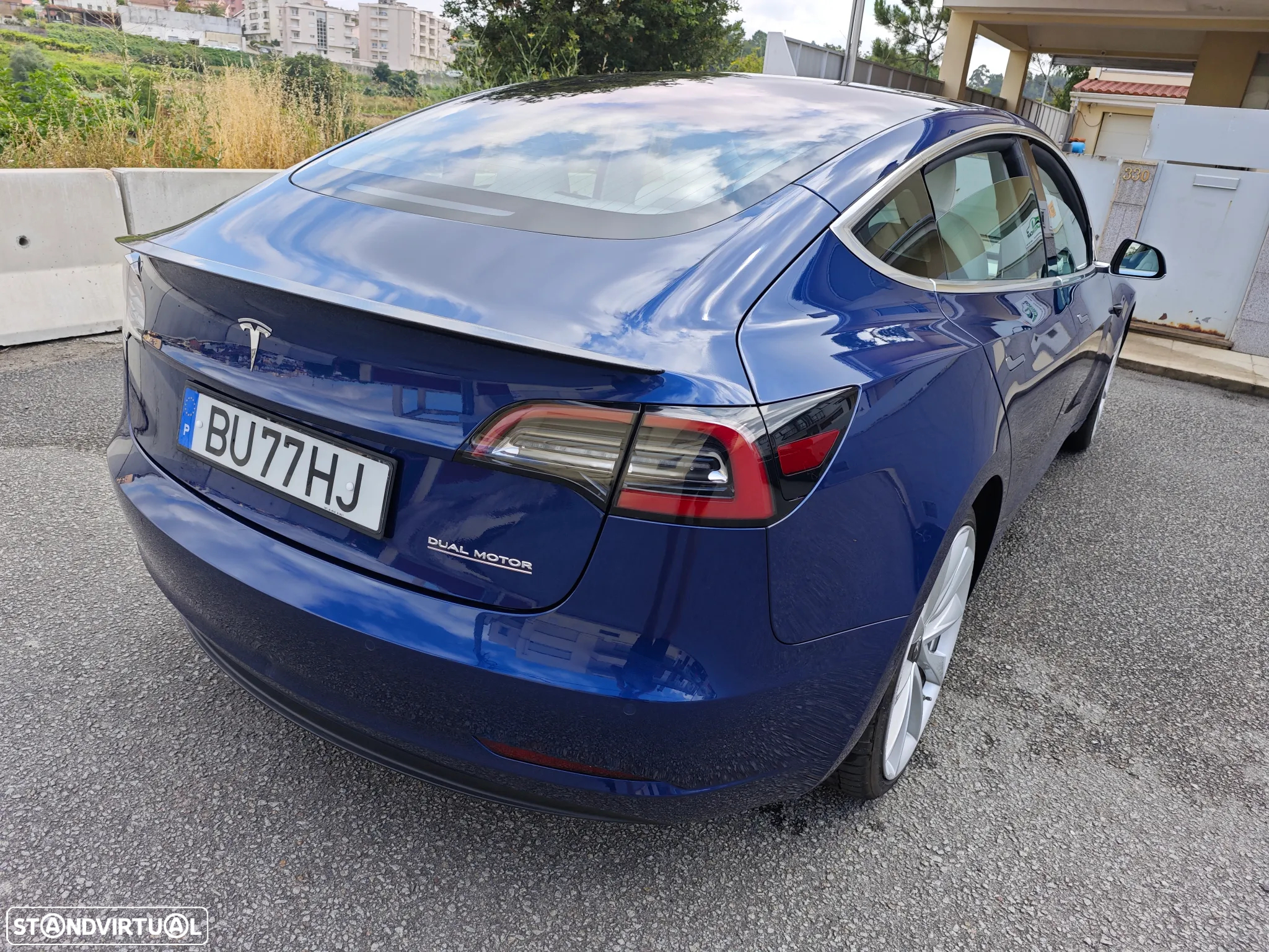 Tesla Model 3 Long Range AWD Dual Motor Performance - 8