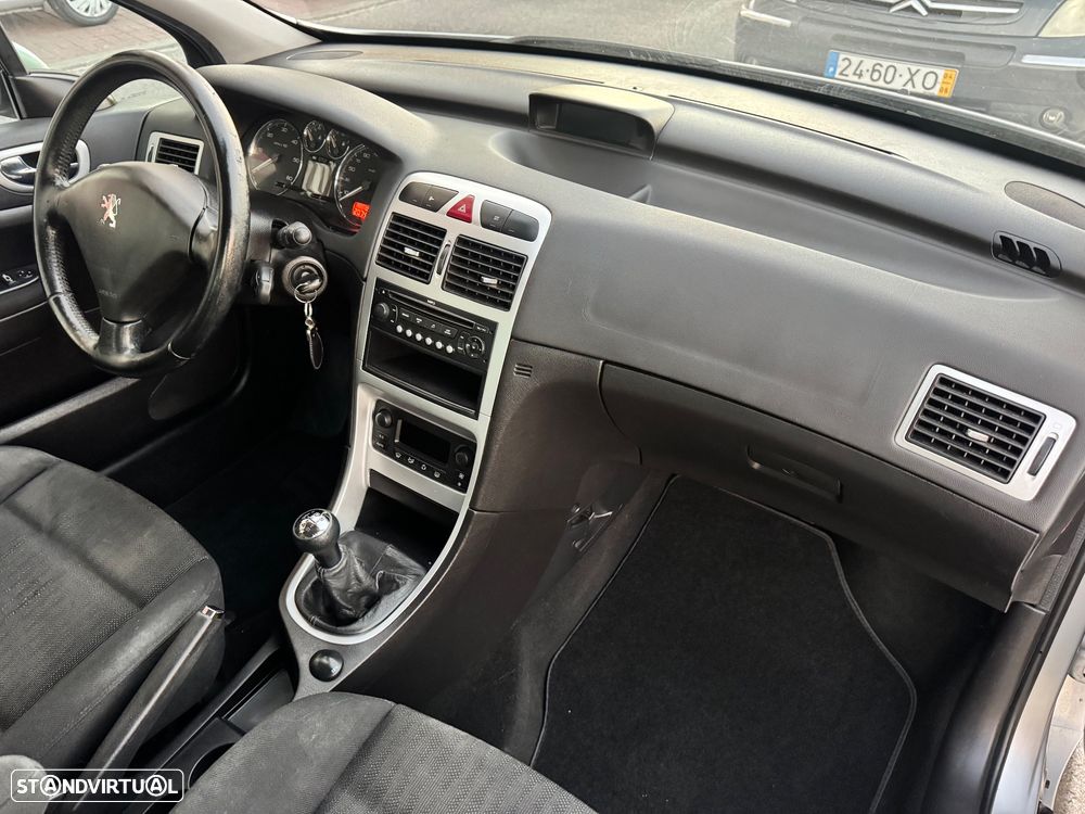 Peugeot 307 SW 1.6 HDi FAP Executive - 11