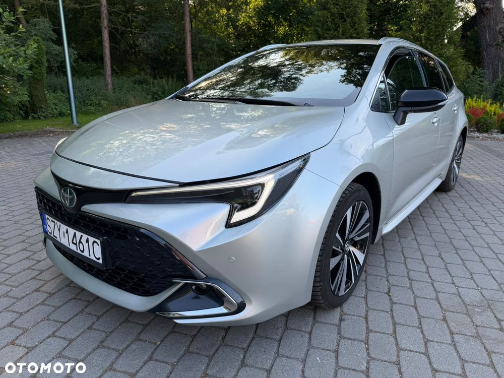 Toyota Corolla 1.8 Hybrid Style - 17