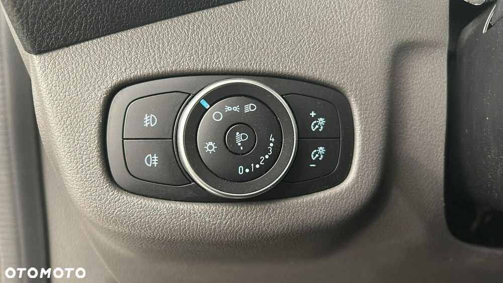 Ford Transit Connect - 24