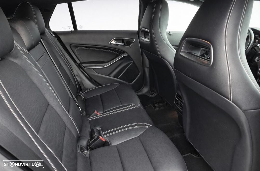 Mercedes-Benz CLA 220 (CDI) d 7G-DCT AMG Line - 3