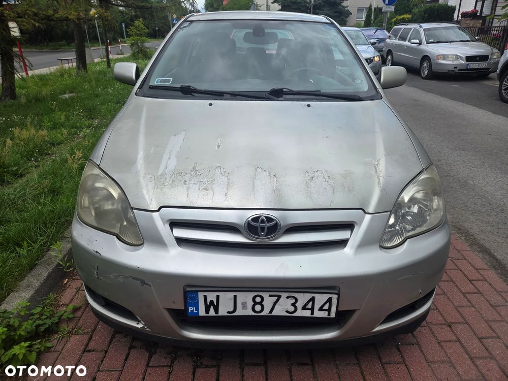 Toyota Corolla - 2
