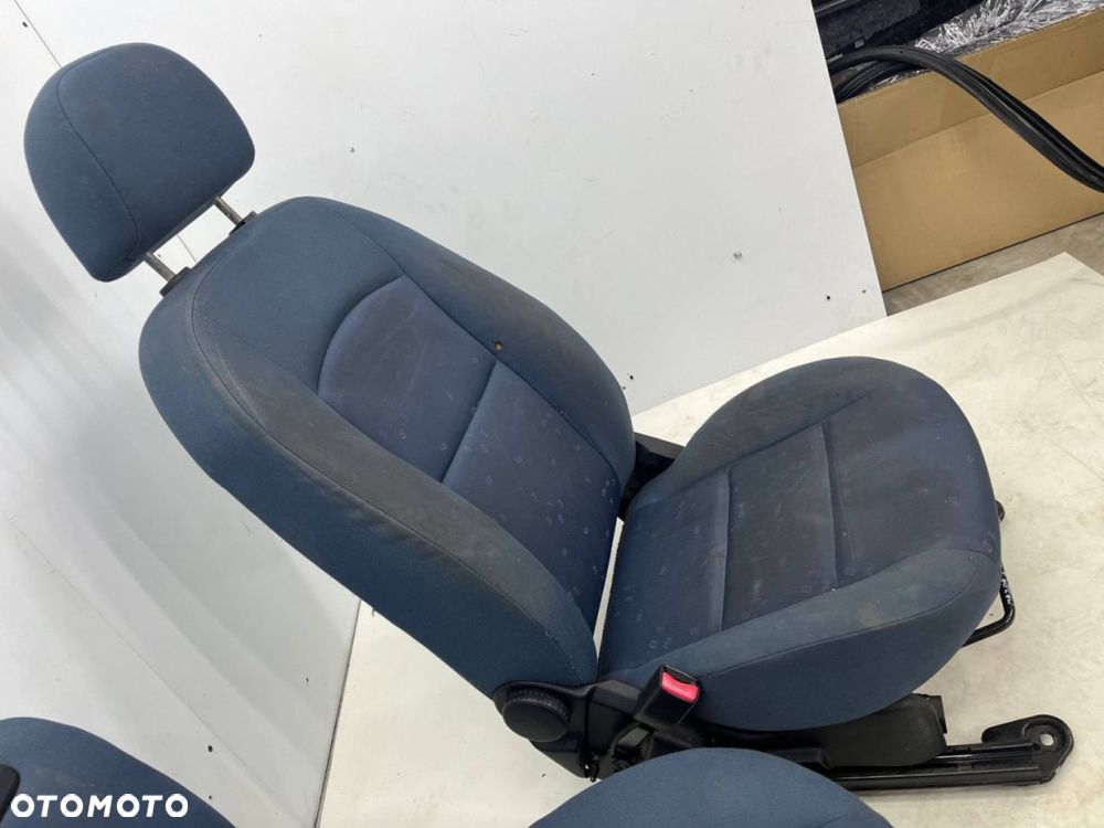 Fotele Mazda 2 I DY 02-07r. kanapa tylna KOMPLET do wyczyszczenia DG4 - 15
