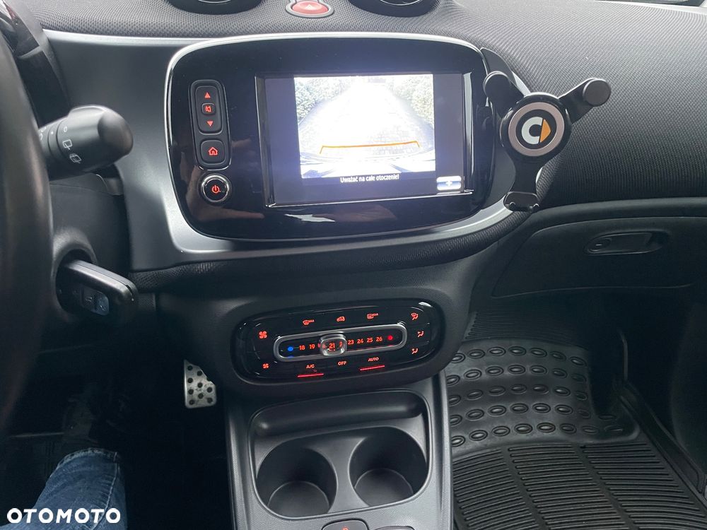 Smart Fortwo turbo BRABUS Xclusive - 40