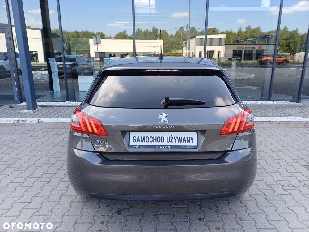 Peugeot 308 - 5