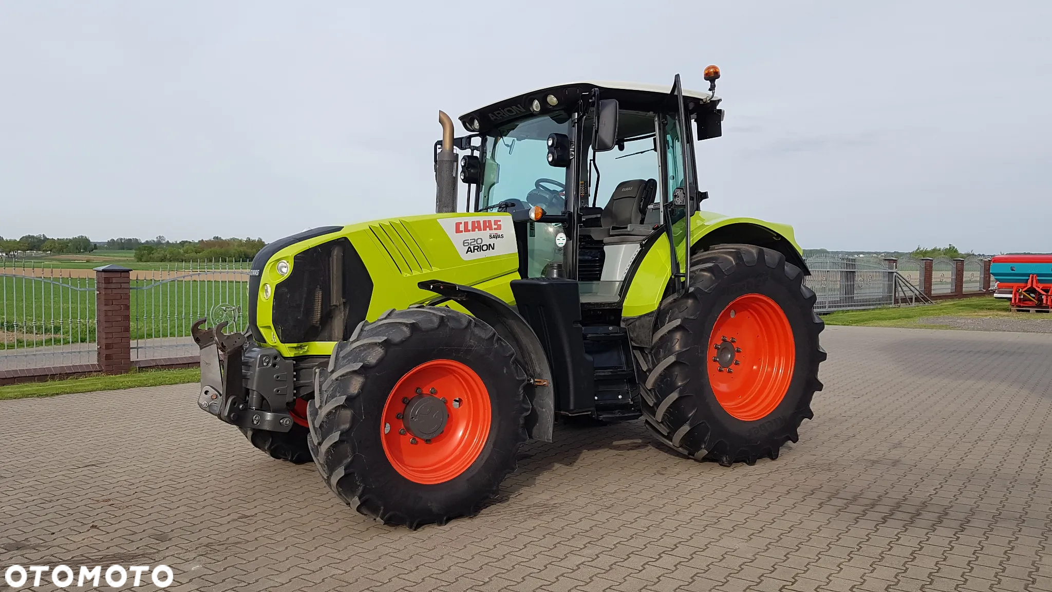 Claas ARION 620 2013R - 9