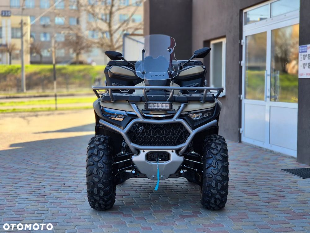 CFMoto CForce - 8