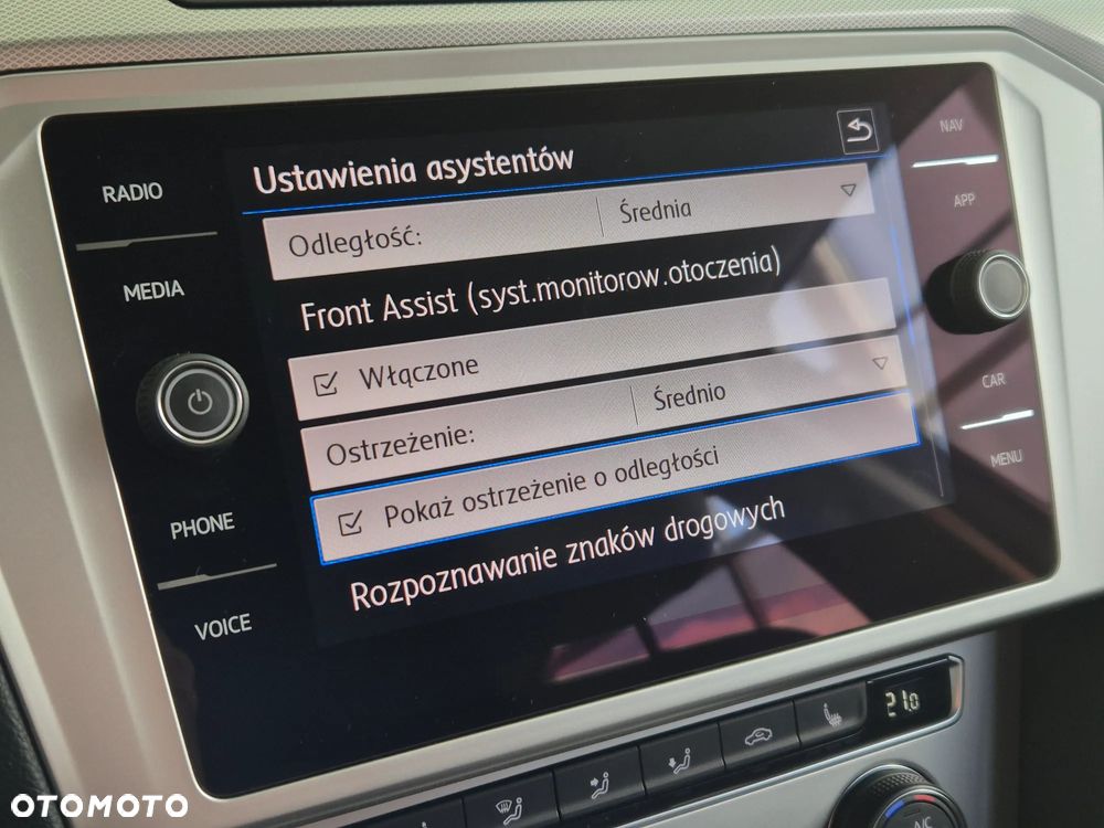 Volkswagen Passat Variant 1.5 TSI EVO Comfortline - 24