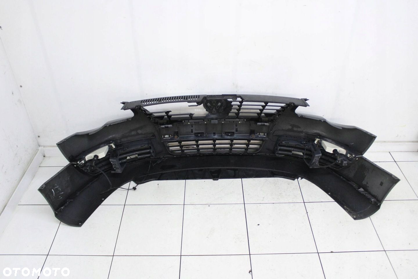 VW PASSAT B6 2005R- ZDERZAK PRZÓD PRZEDNI GRILL KOMPLET LA7T - KOD LAKIERU - 5
