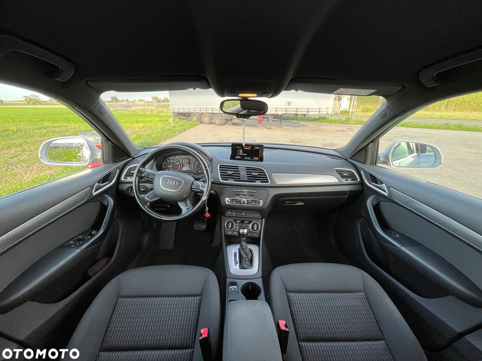 Audi Q3 1.4 TFSI S tronic - 16