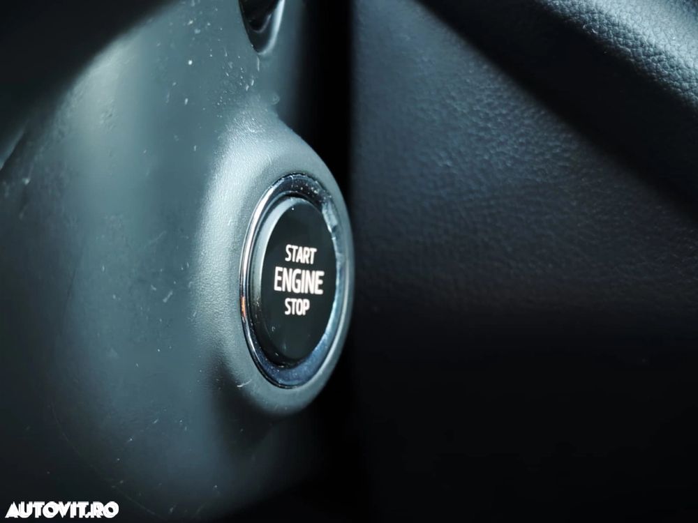 Skoda Octavia 2.0 TDI DSG Ambition - 25