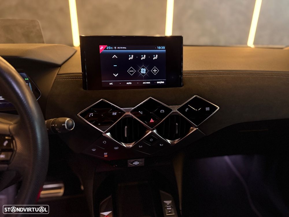DS DS3 E-TENSE PERFORMANCE LINE + - 43