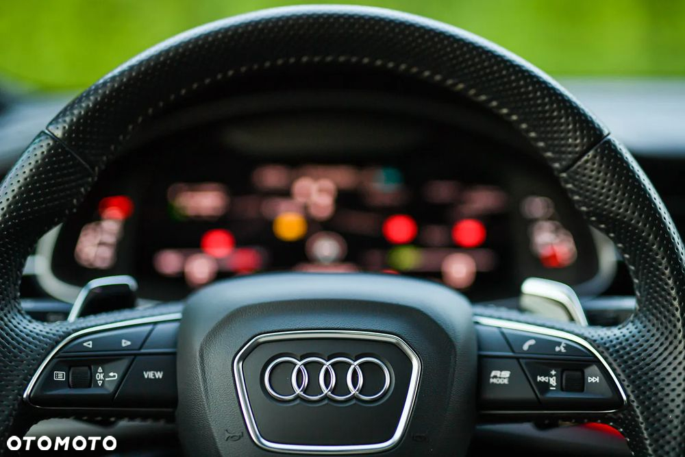 Audi RS Q8 - 25