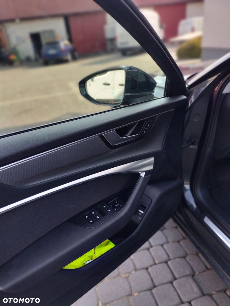 Audi A6 Avant 40 TDI quattro S tronic sport - 32