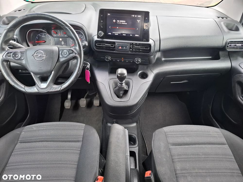 Opel Combo 1.2 Turbo Start/Stop Edition - 9