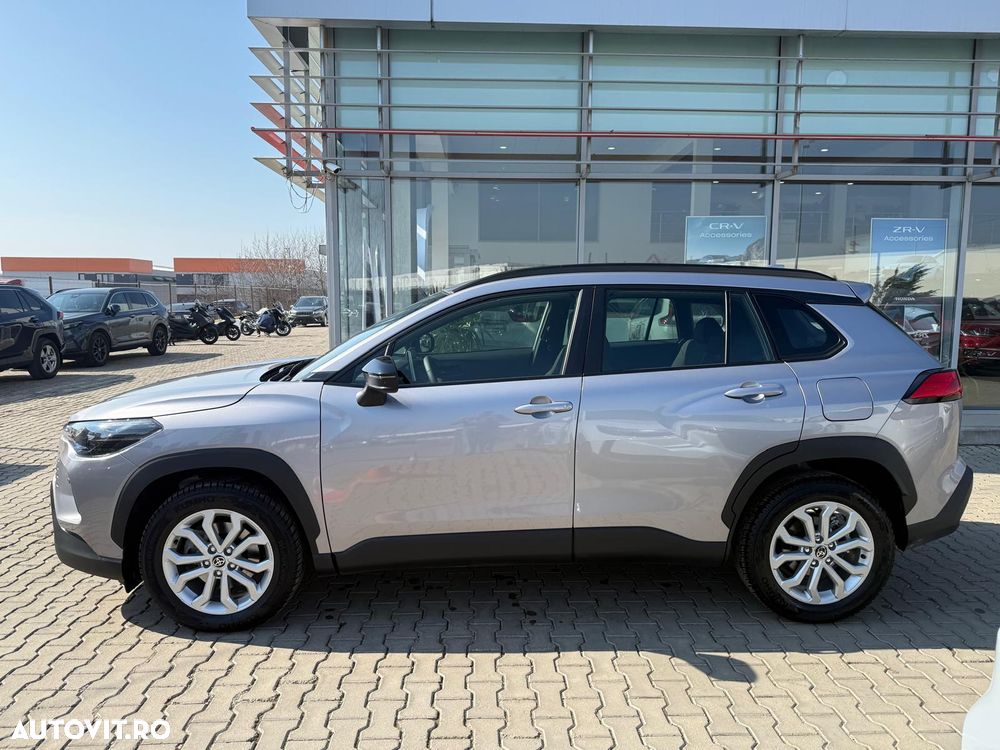 Toyota Corolla Cross - 3