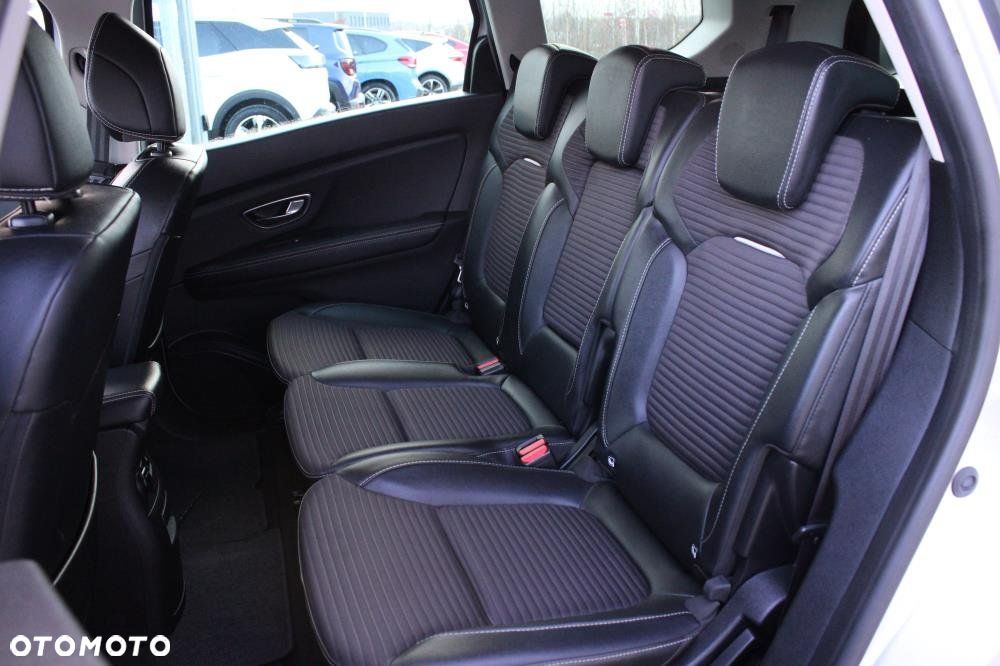 Renault Grand Scenic - 28