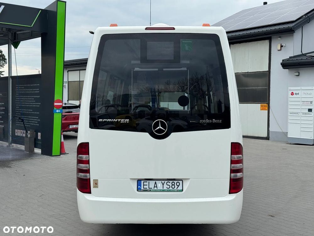 Mercedes-Benz Sprinter - 12