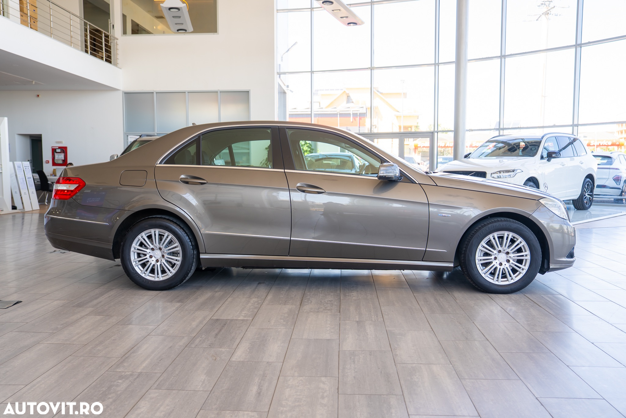 Mercedes-Benz E 200 CDI BlueEfficiency - 7