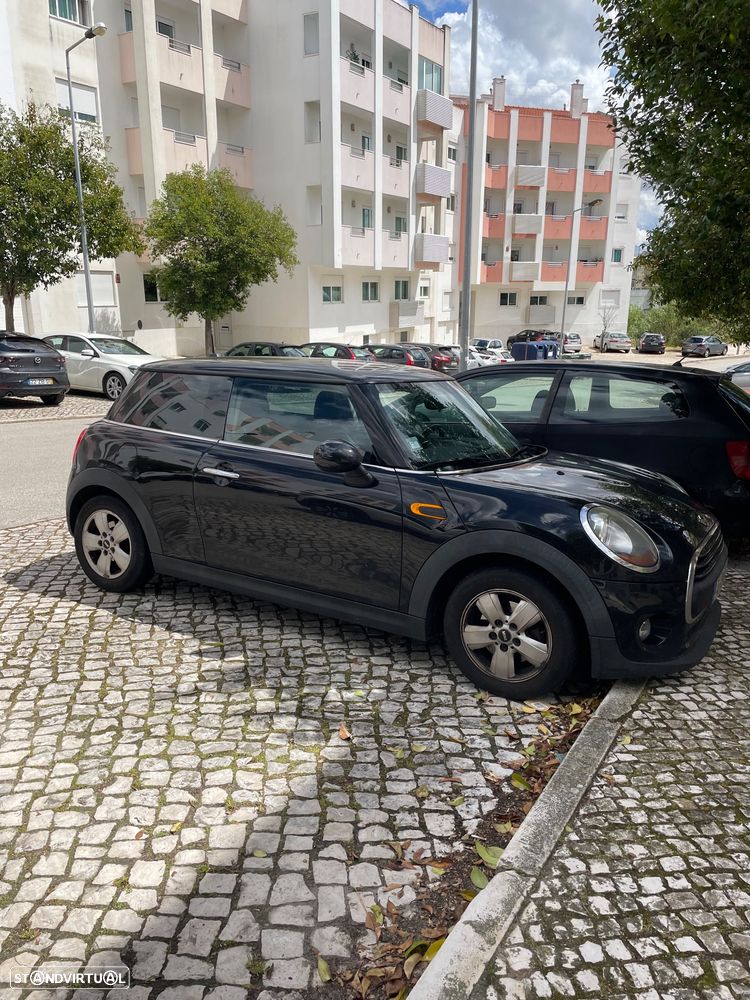 MINI 3 Portas One D Blackyard - 12