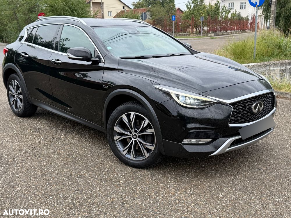 Infiniti QX30 - 14