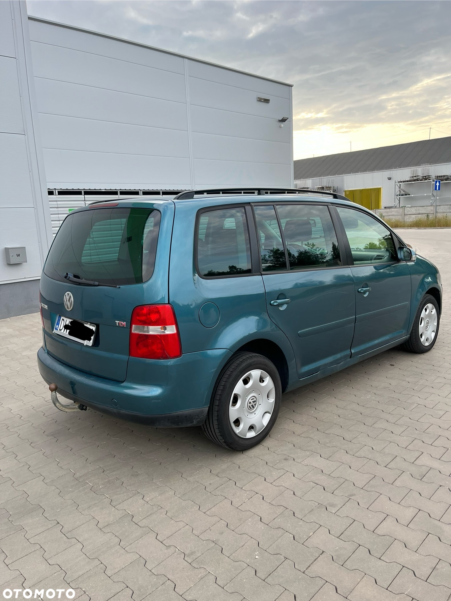 Volkswagen Touran 2.0 TDI Highline - 6