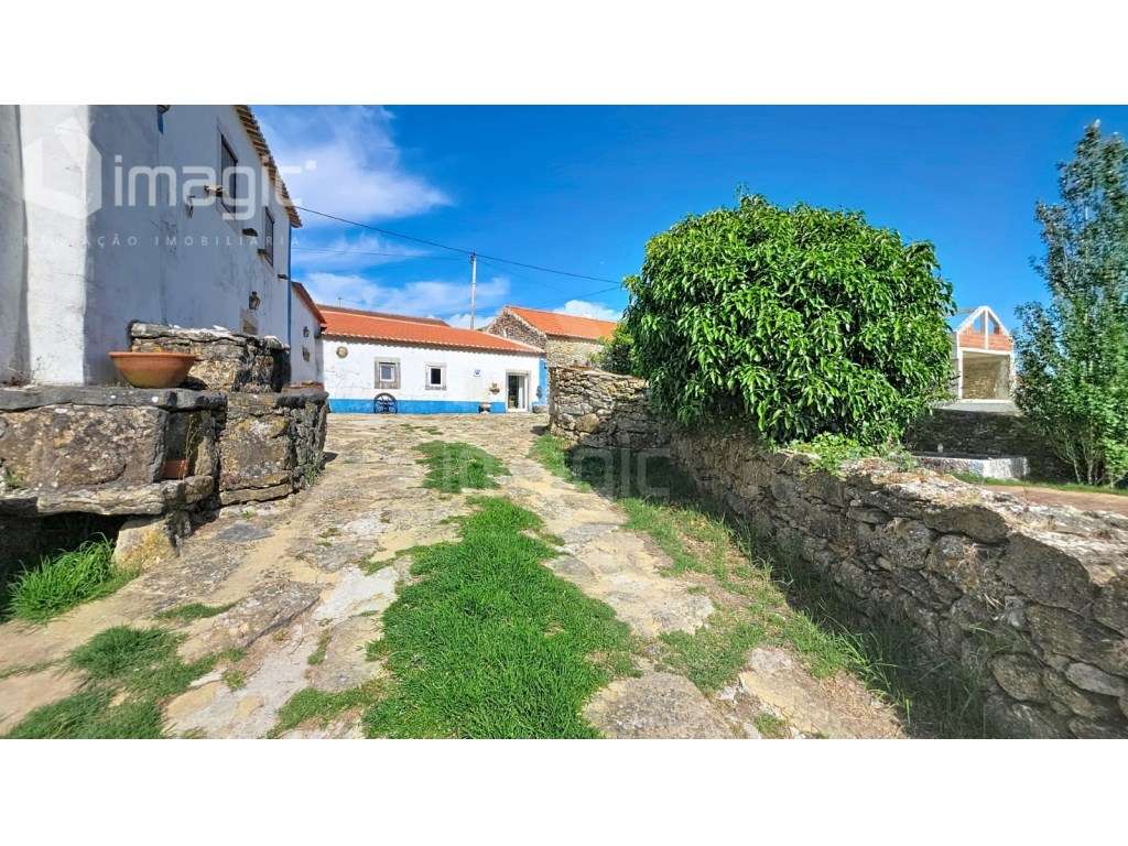 Moradia T5 Térrea, Rústica em Mafra inserida num terreno com 5,331m2. - Grande imagem: 4/54