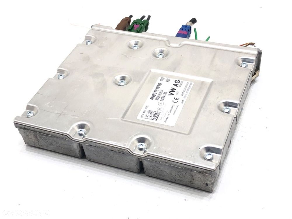 TUNER CYFROWY  AUDI A8 D5 (4N2, 4N8) 2017 - 2022 60 TFSI Mild Hybrid quattro 338 kW [460 KM] Hybryda - 1