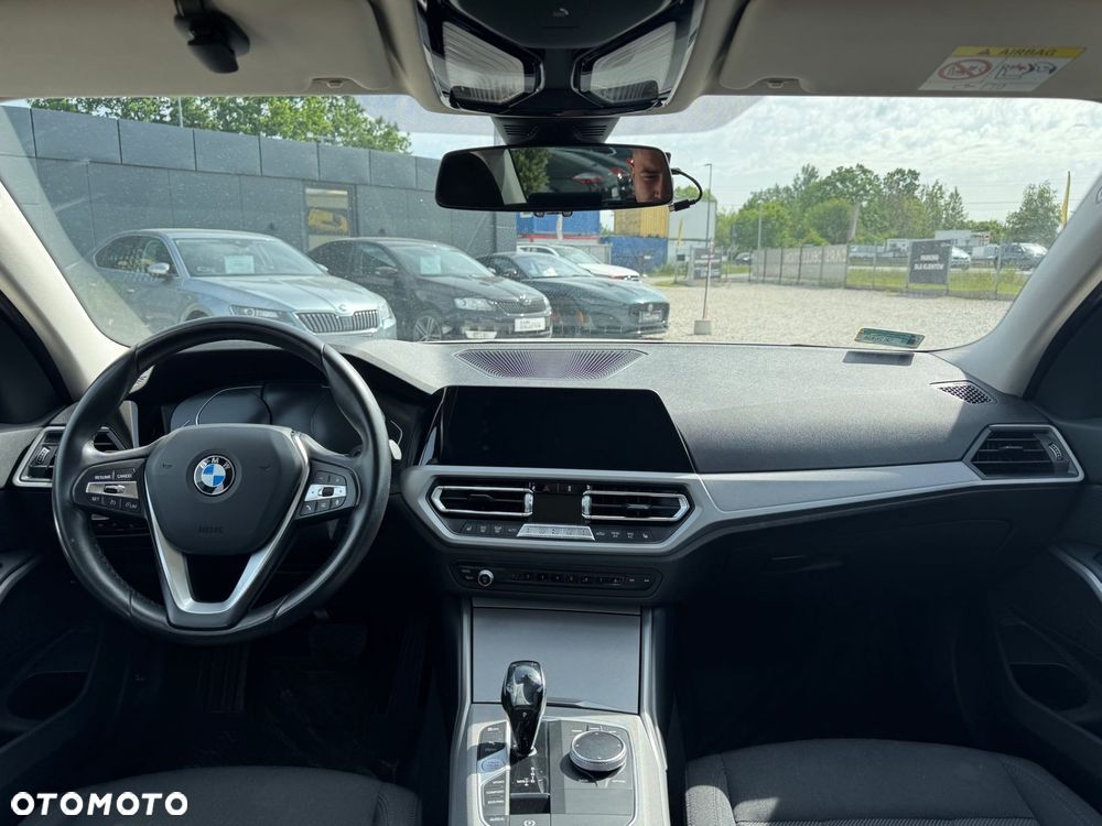 BMW Seria 3 - 14