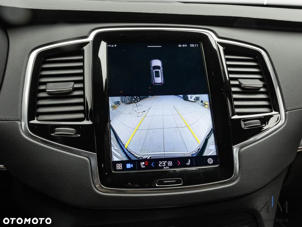 Volvo XC 90 B5 D AWD Ultimate Bright - 25