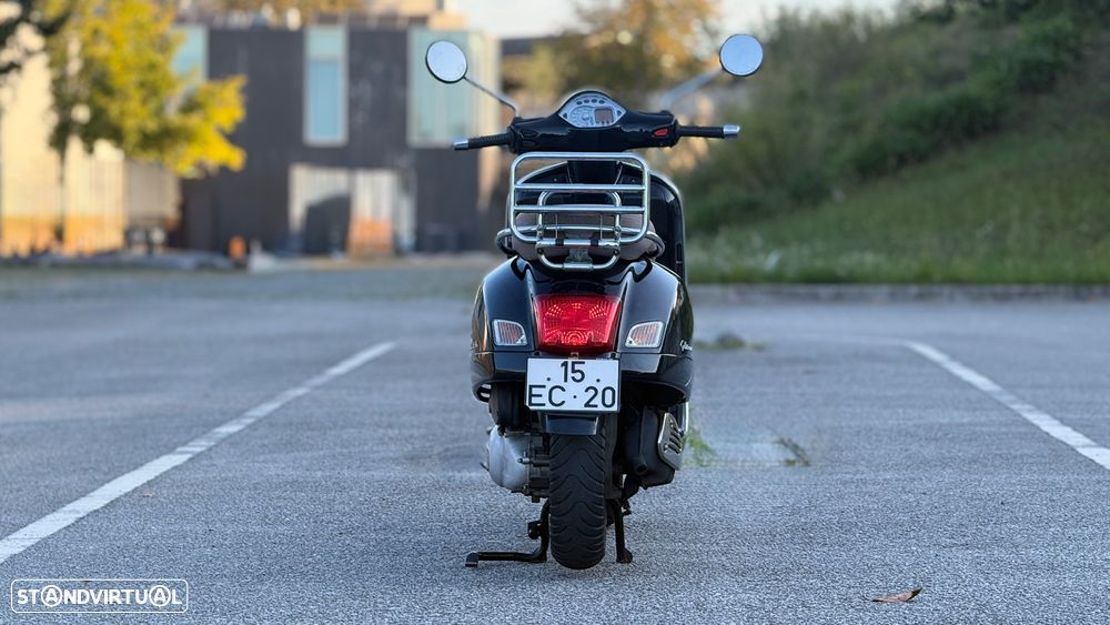 Vespa GTS Super 250ie - 7