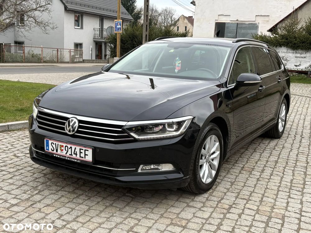 Volkswagen Passat 2.0 TDI (BlueMotion Technology) Highline - 1