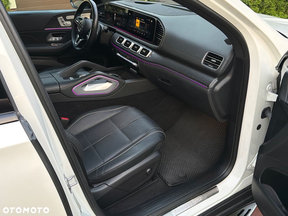 Mercedes-Benz GLE - 32