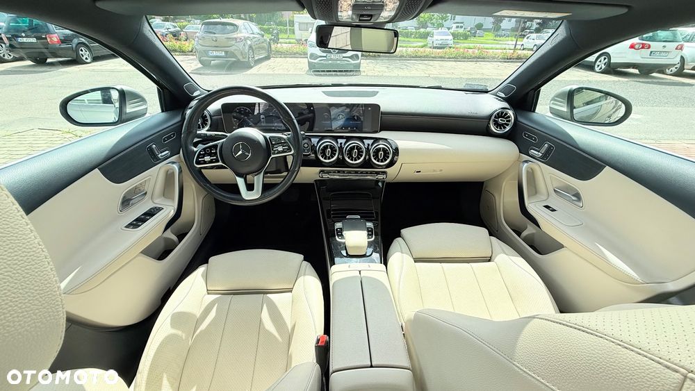 Mercedes-Benz Klasa A 220 4-Matic 7G-DCT - 13