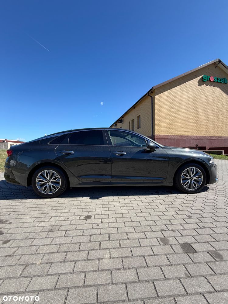 Kia K5 - 11