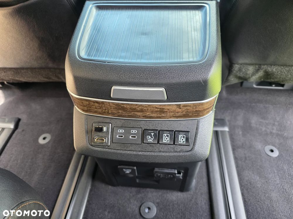 Toyota Sienna - 19
